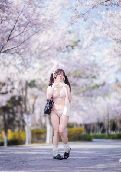 日本潮喷freesex_剧情片完整视频观看